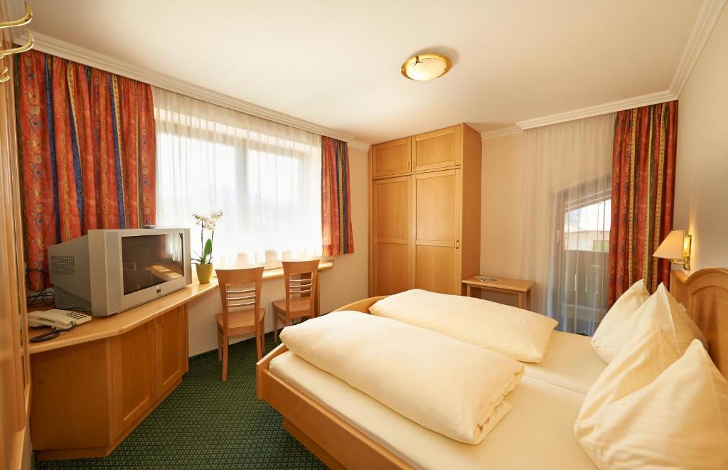 Pension Ebnerwirt Eben Im Pongau Habitación foto